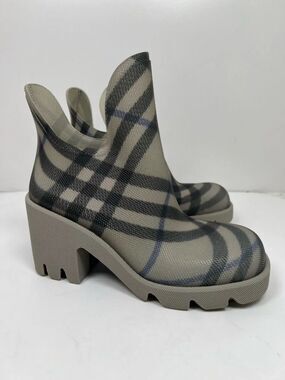 Burberry Women’s Gray Marsh Heeled Rubber Rain Boots Shoes Size EU:38 US:8
